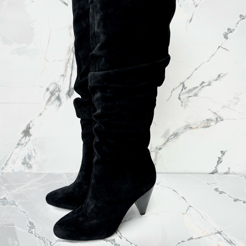 SOLD NEW INC Womens Black Ruched
Zipper Accent Genuine Leather Boots